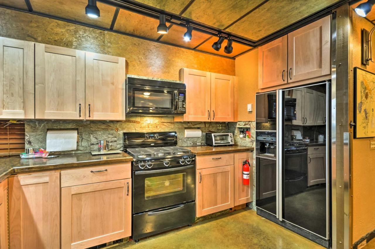 Willamette Valley Apt - Surrounded By Wineries! Newberg Εξωτερικό φωτογραφία